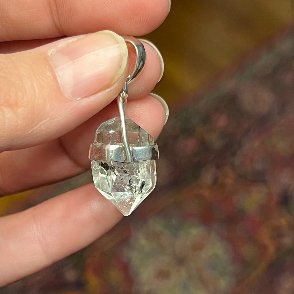 Clear quartz crystal sterling silver pendant - Picture 3 of 4
